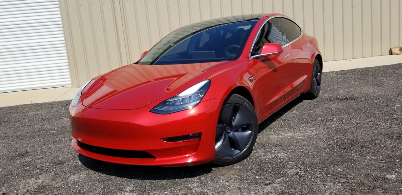 Gloss Dragonfire Red Tesla Model 3
